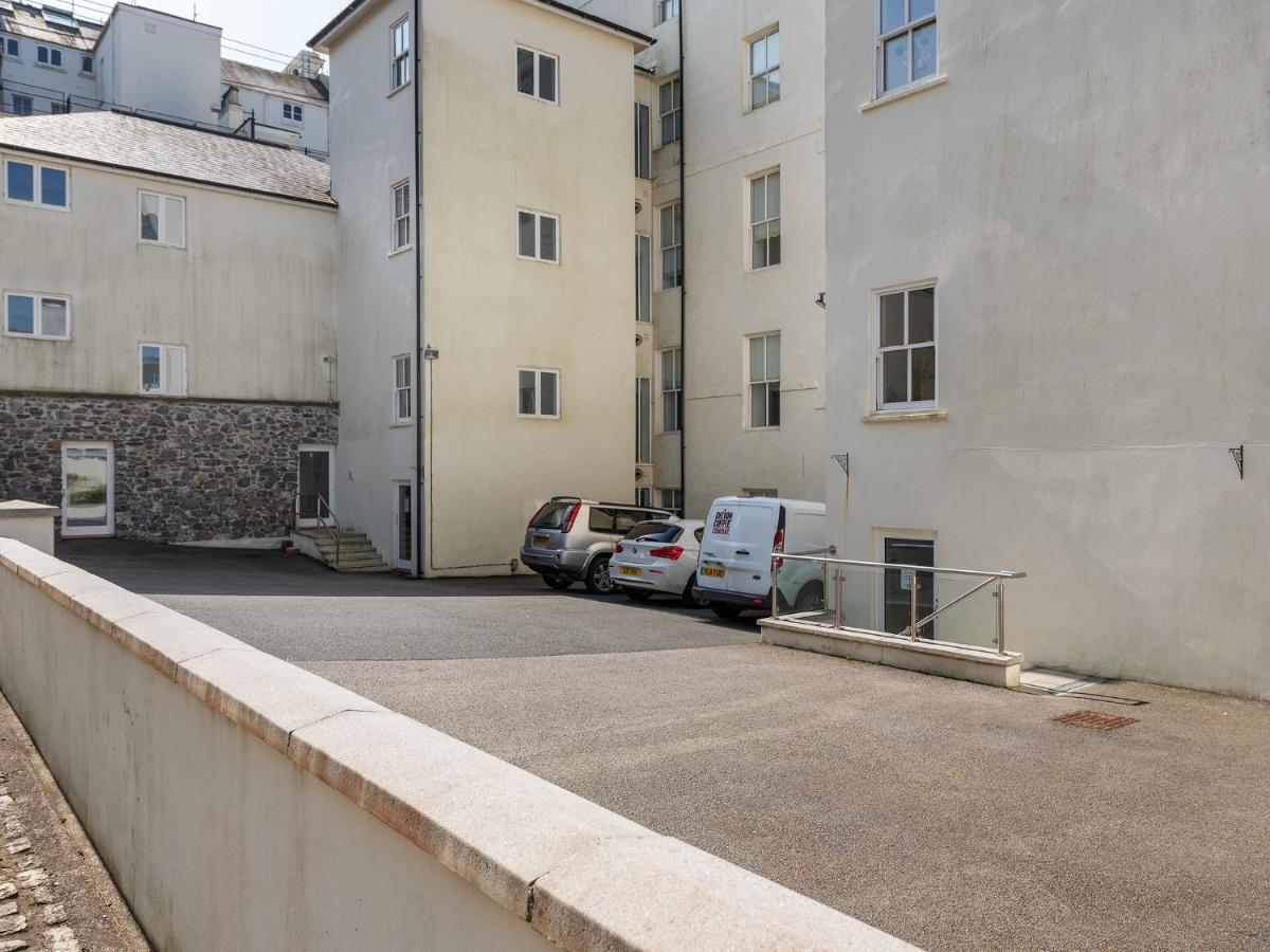 Strathmore House Apartments Plymouth Extérieur photo