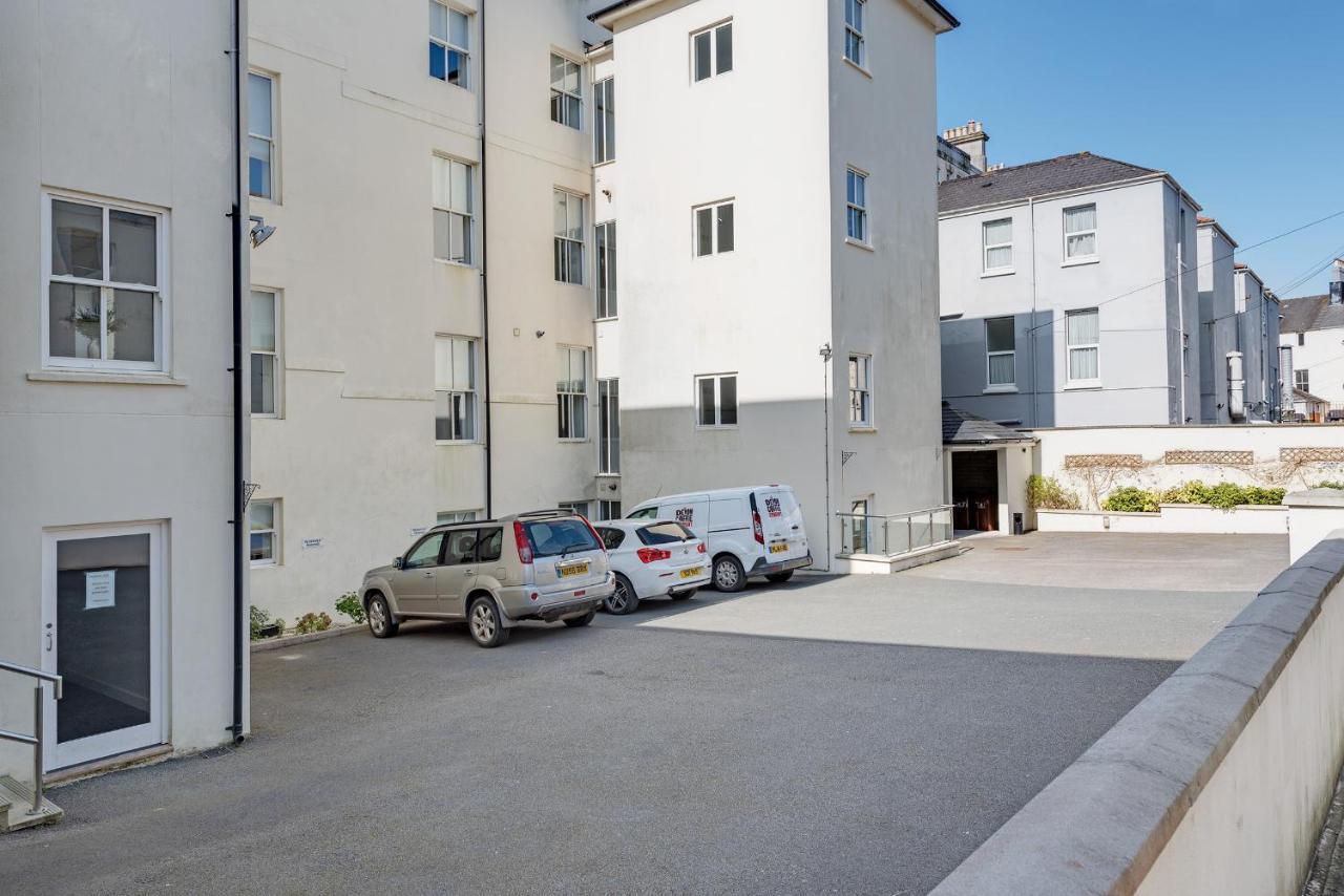Strathmore House Apartments Plymouth Extérieur photo